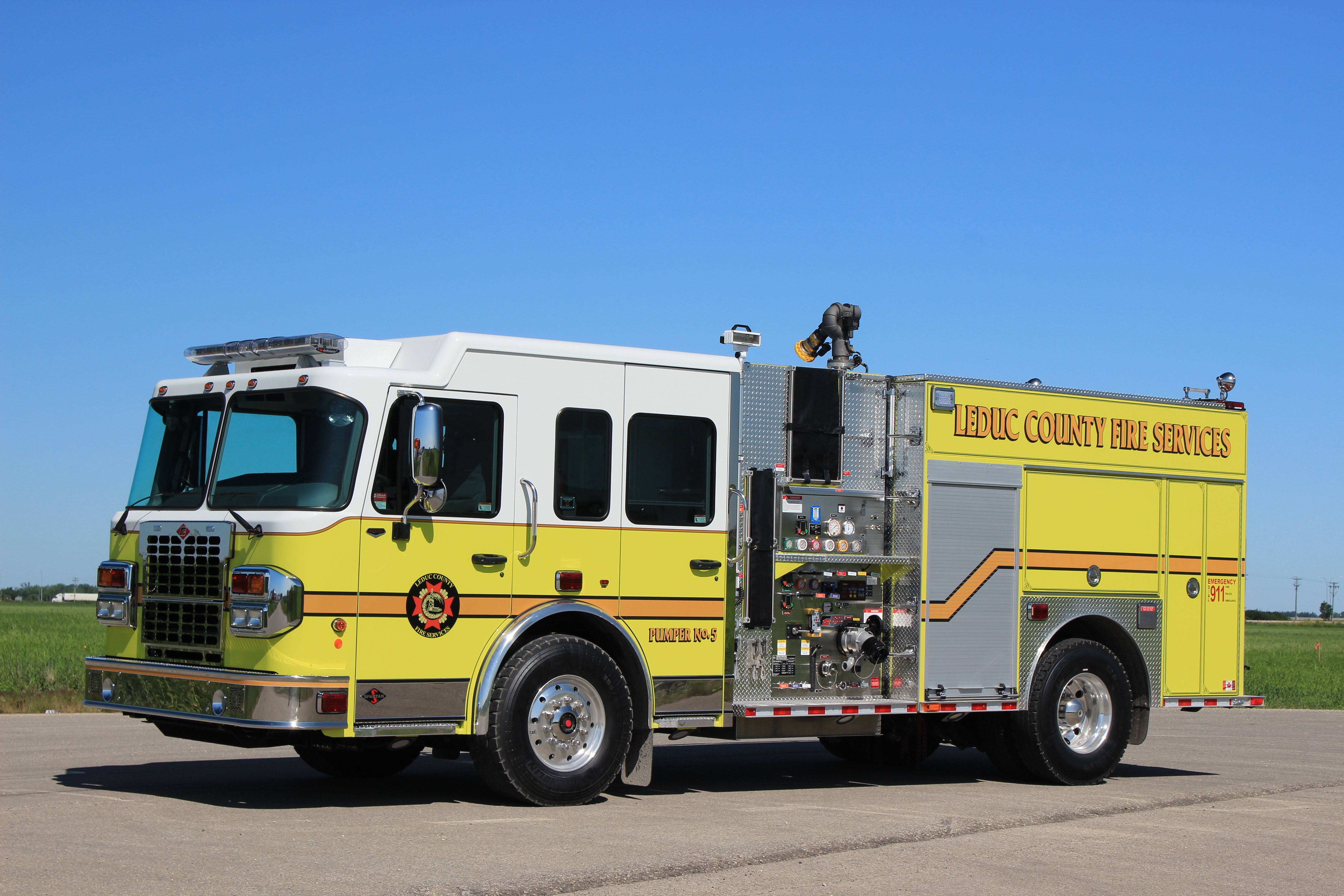 Leduc County 2017 | Fort Garry Fire Trucks - Fire & Rescue