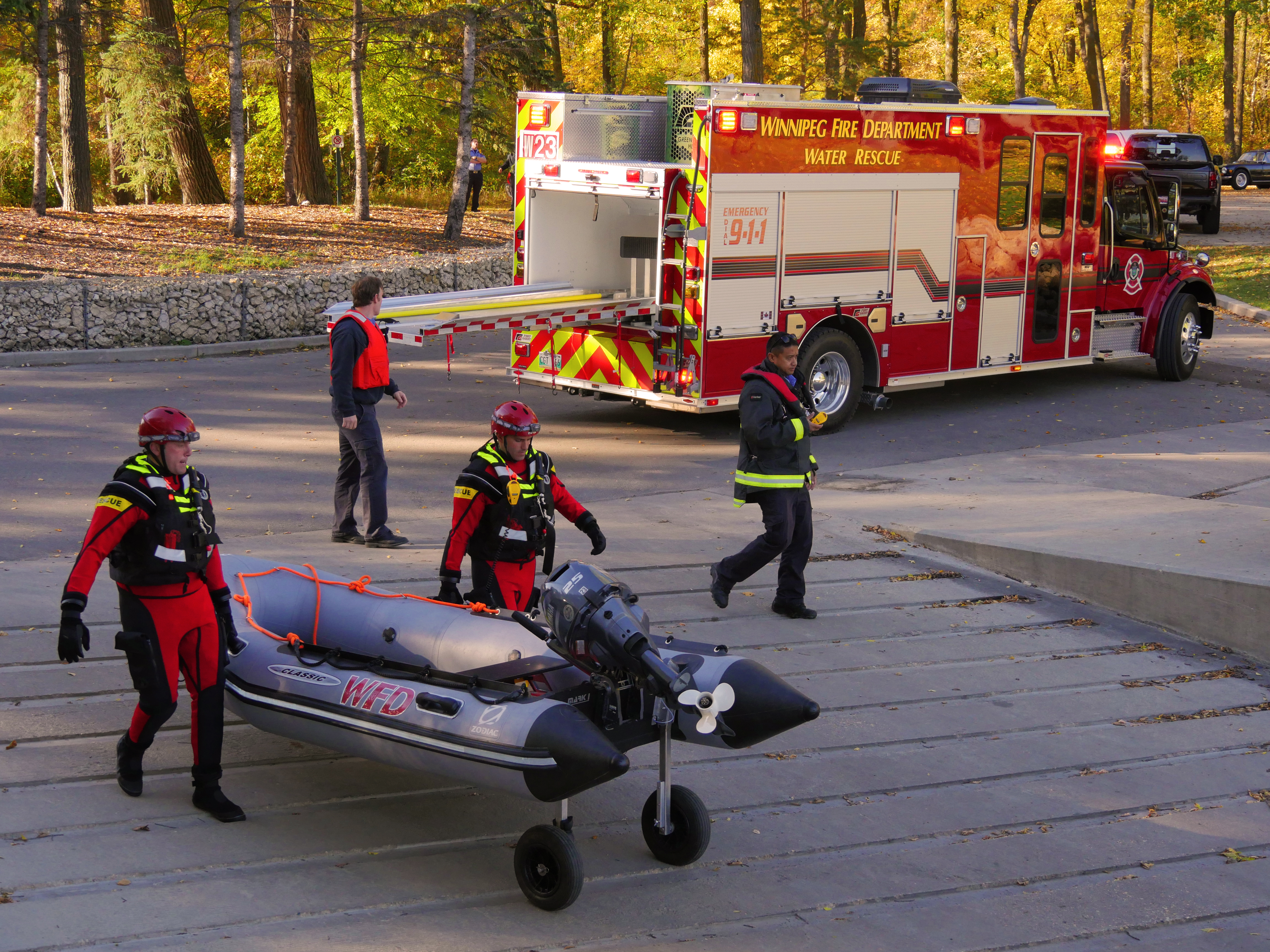 Test Launch for Winnipeg Fire Department's Water Rescue Vehicle | Fort