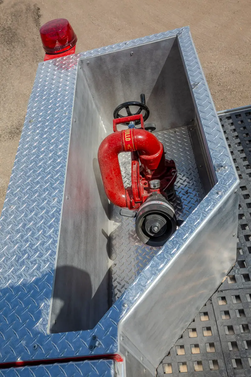 J0486_ShawniganLake_ERPumper_Small_044